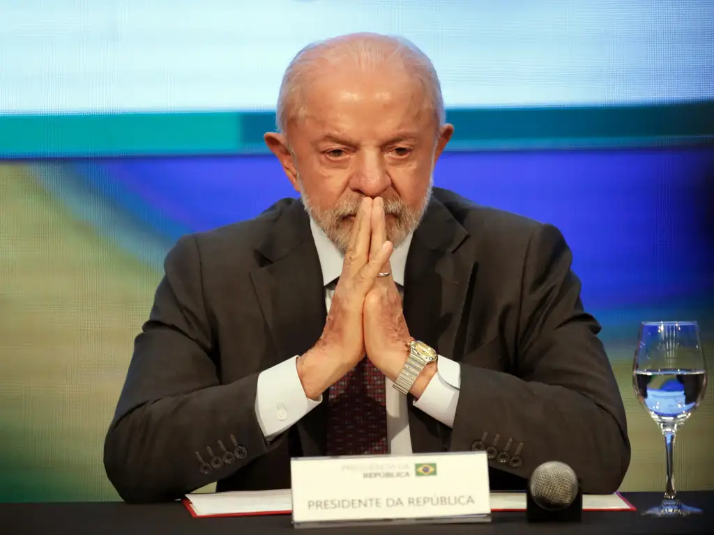 Aliados orientam Lula a só ir a debate no 2º turno