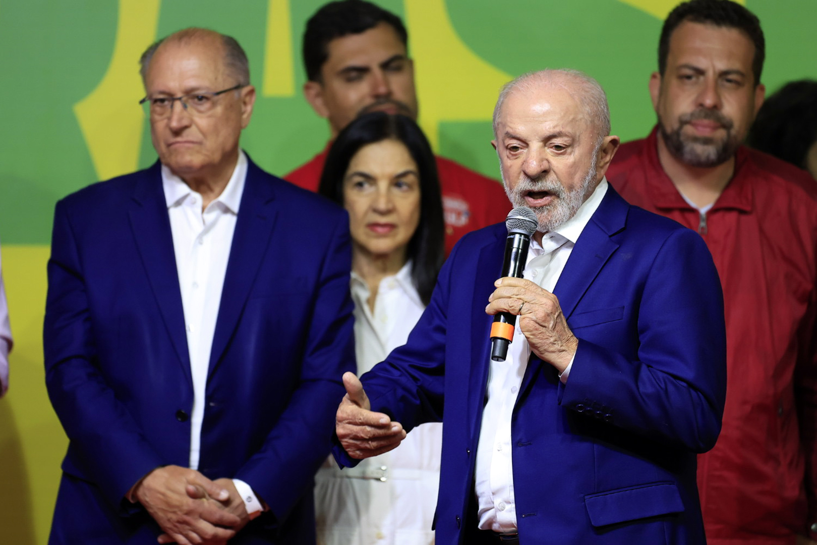 Lula tem seu pior resultado de 1º turno nas urnas desde 1998