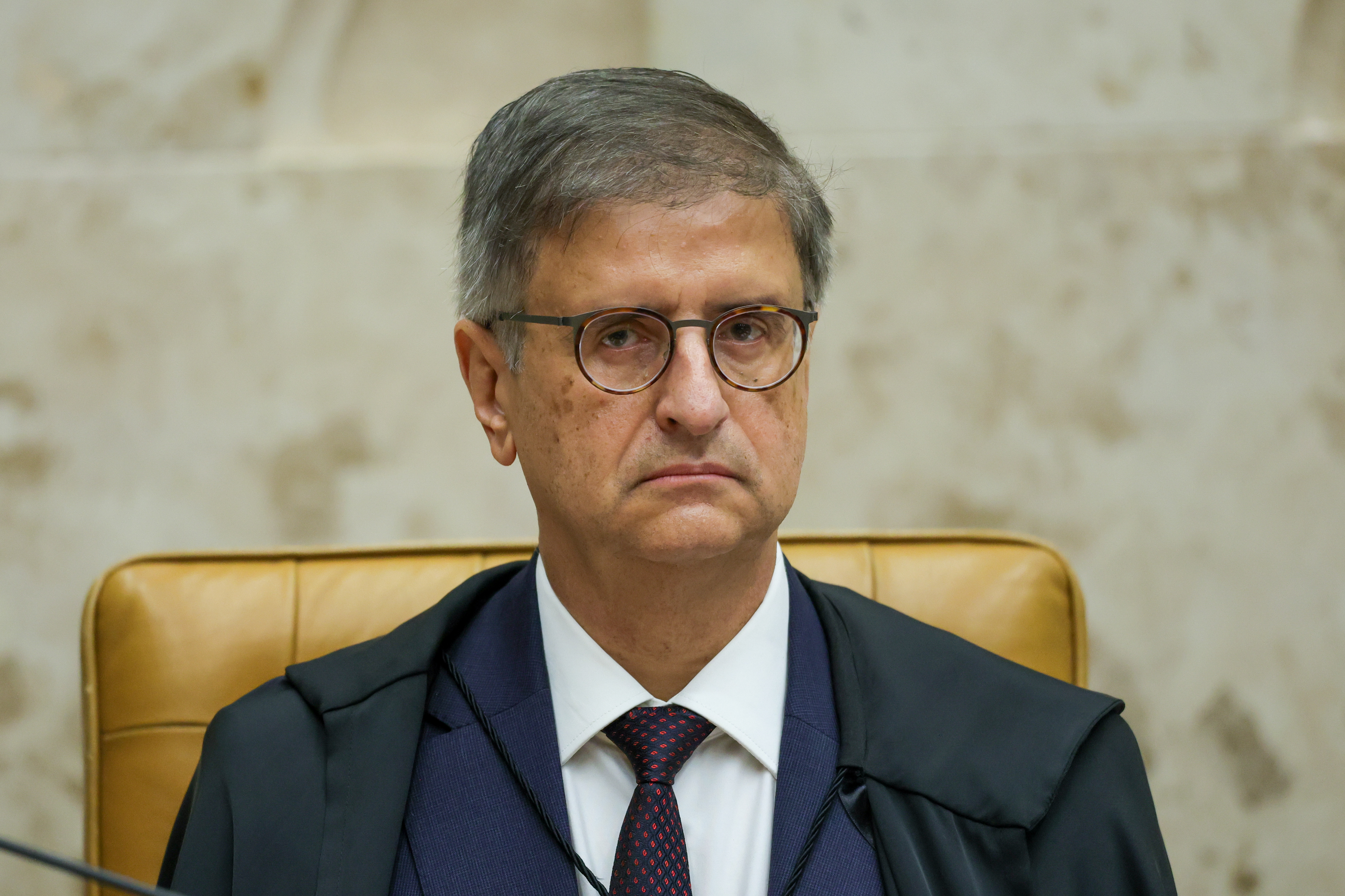 Mensagens da PF: advogado Ciro Soares enviou endereço de Gonet a Vorcaro