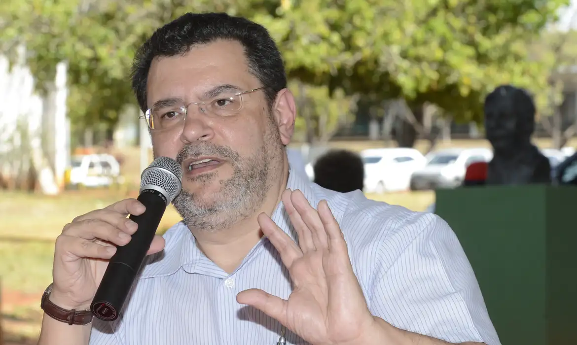 PCO orienta voto nulo no 2º turno entre Lula e Flávio