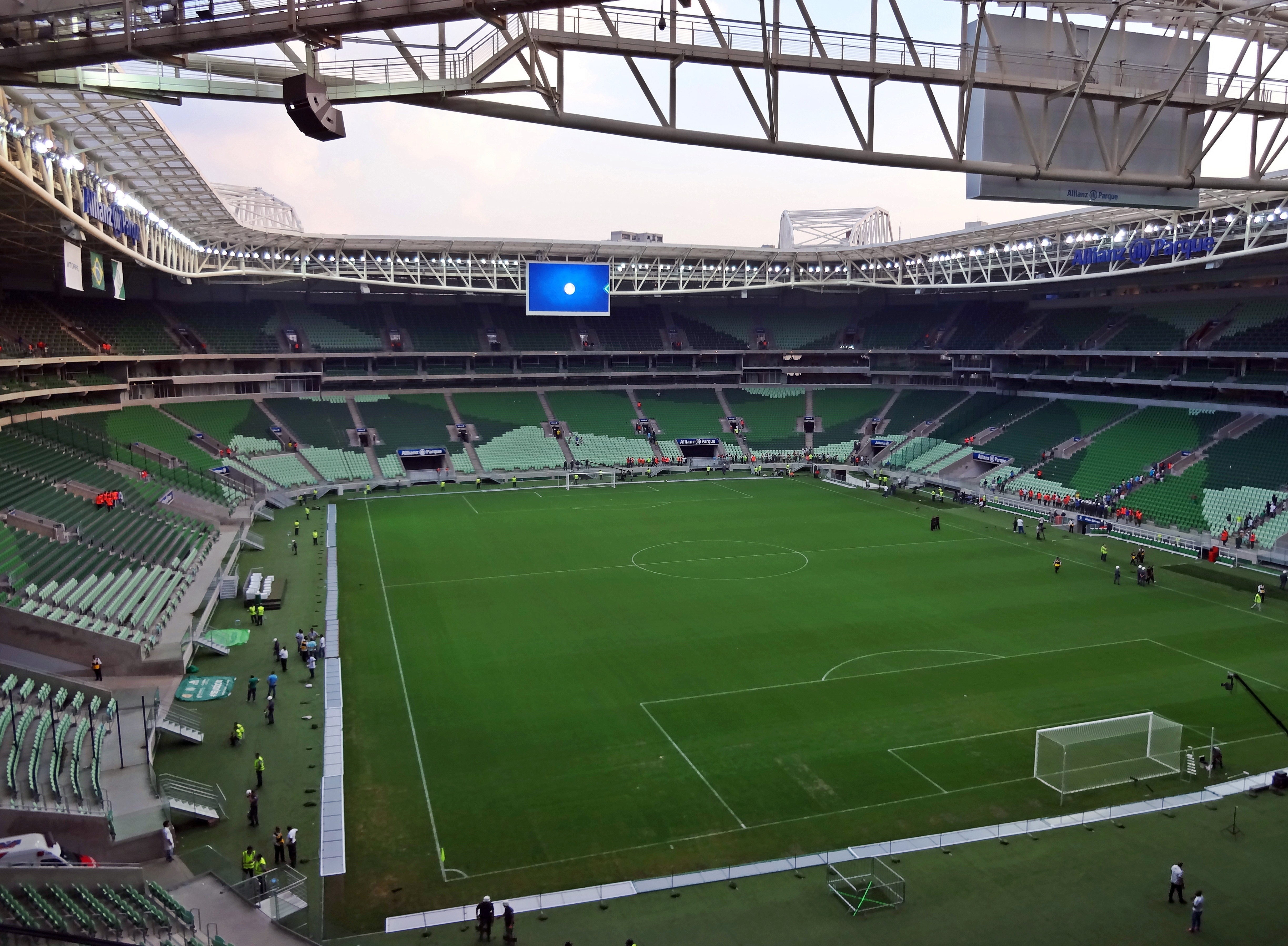 Vorcaro quis 20% do estádio do Palmeiras, mostram mensagens