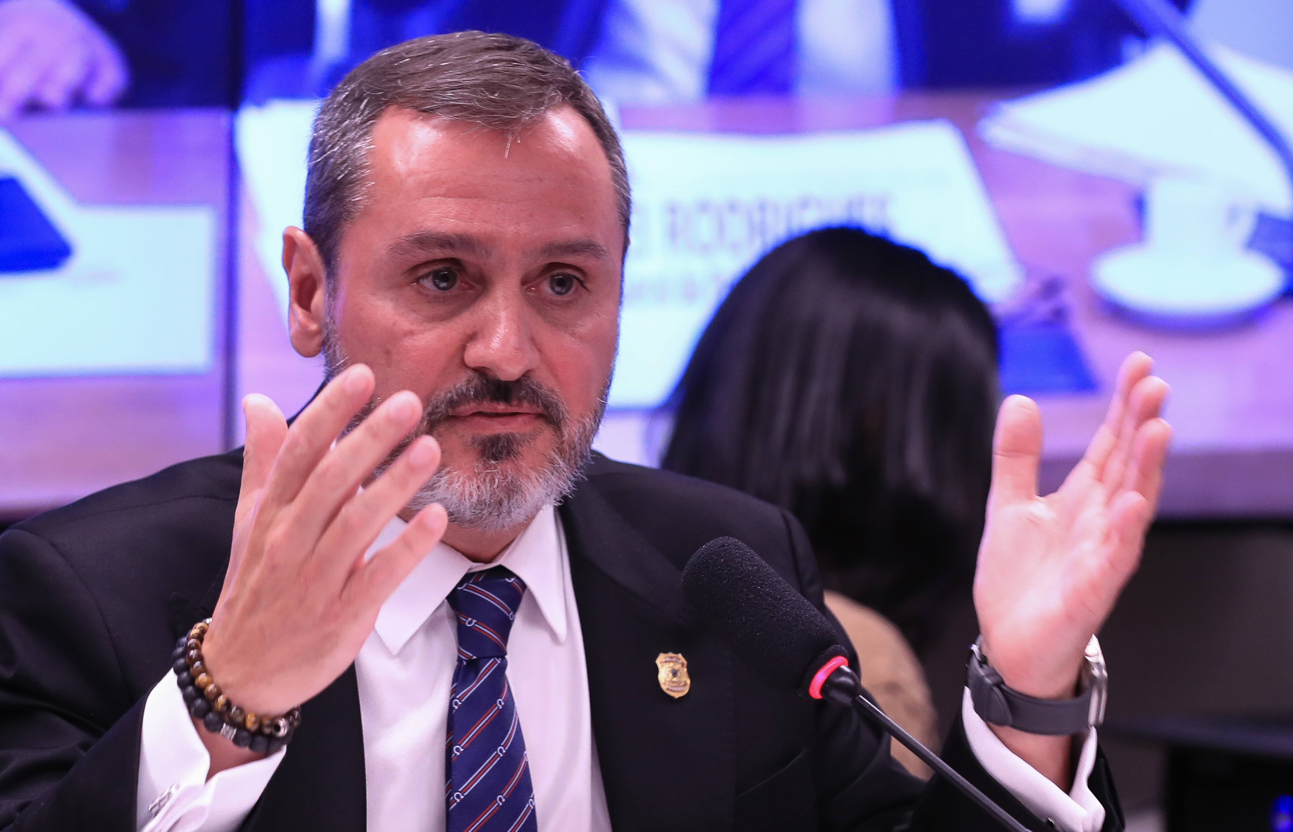 MPF apura se diretor da PF vazou dados do caso INSS