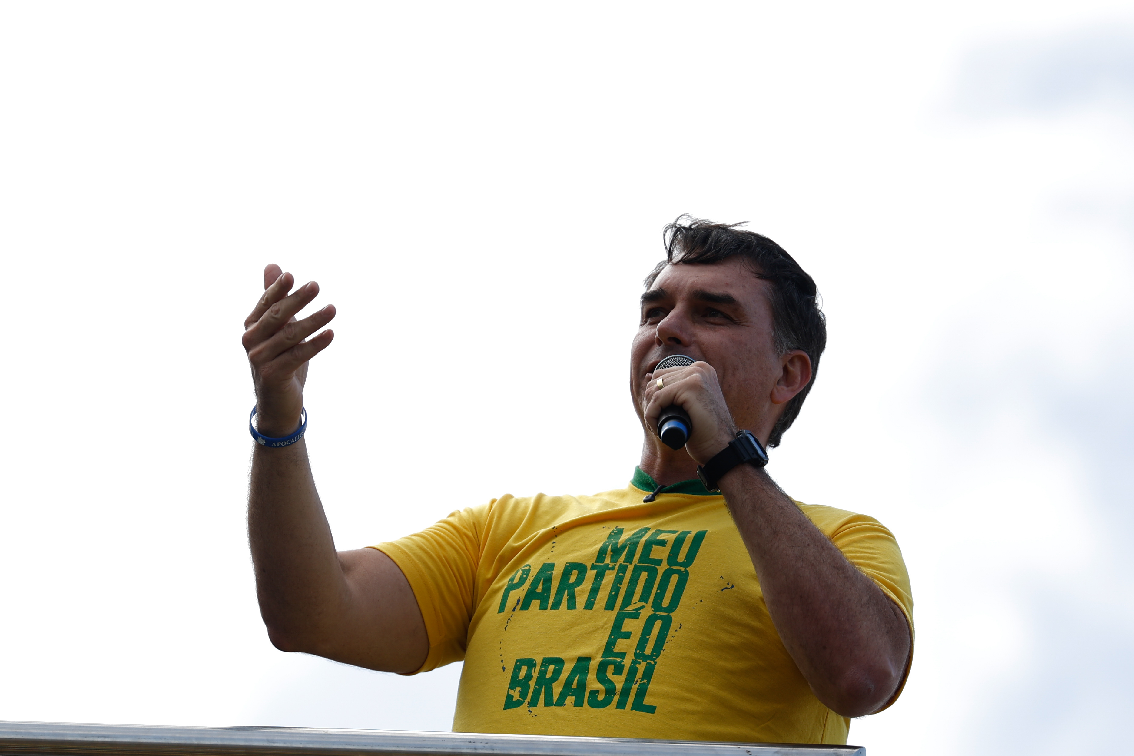 Flávio Bolsonaro diz que não vai ao debate da Band de 18/10